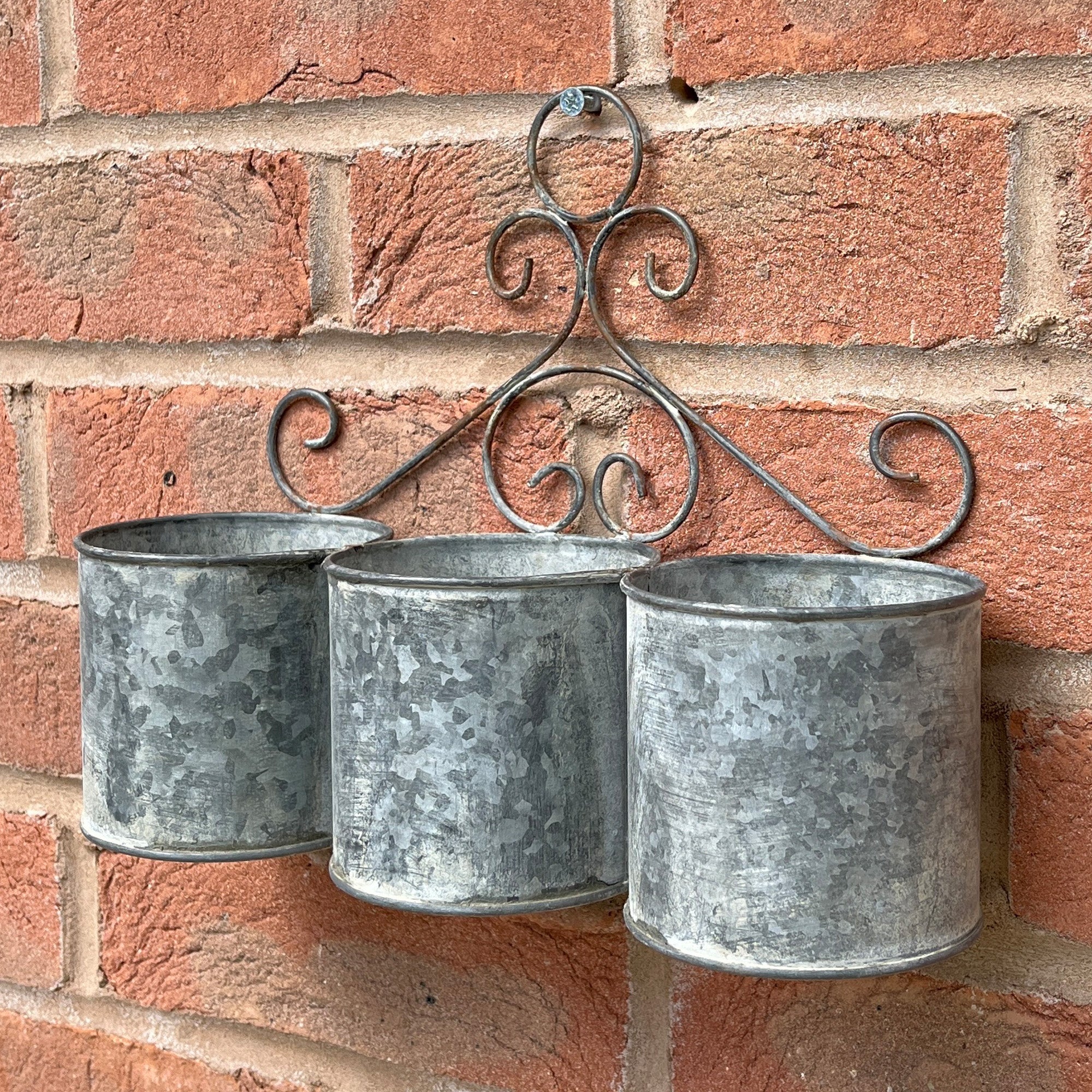 Vintage 3 Pot Wall Mounted Planter – Zinc
