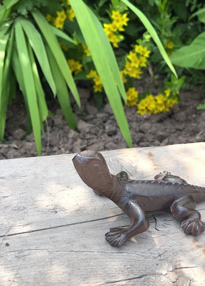 Free-standing Lizard Ornament - Cast Iron