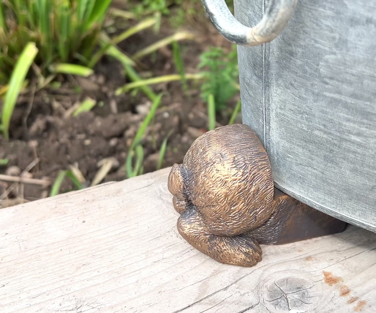 Set of 3 Rabbit Plant Pot Riser Feet - Bronze