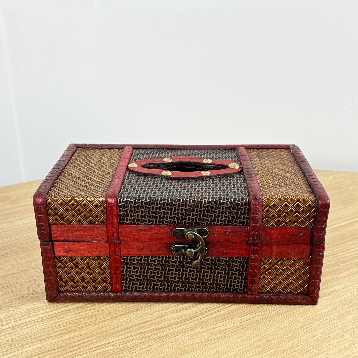 Vintage Trunk Style Tissue Box Cover