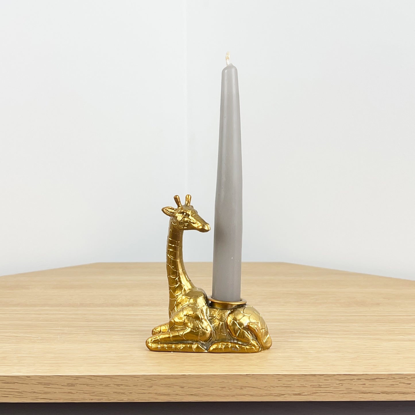 Giraffe Candle Holder - Resin Gold