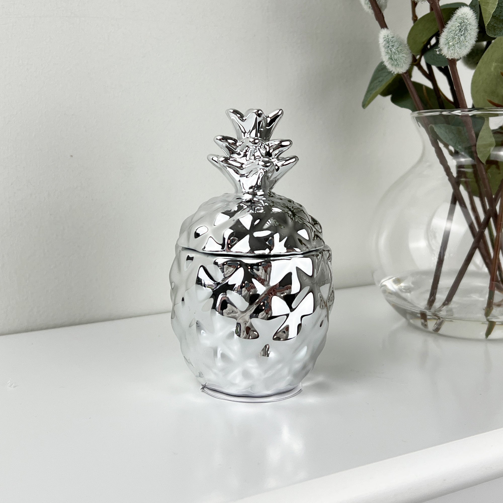 Miniature Pineapple Candle - Linen Scented