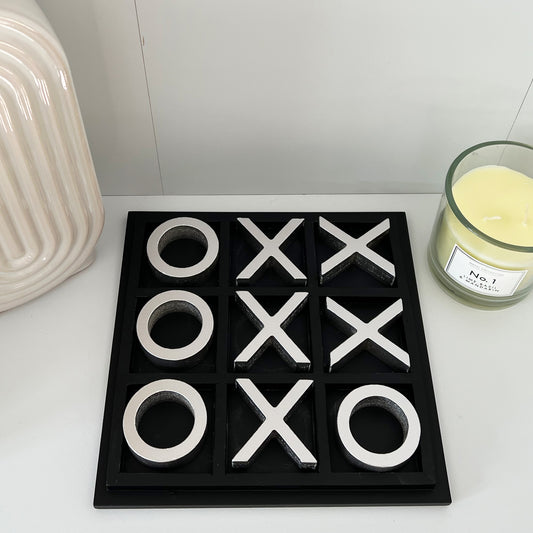 Tic Tac Toe / Noughts and Crosses Game