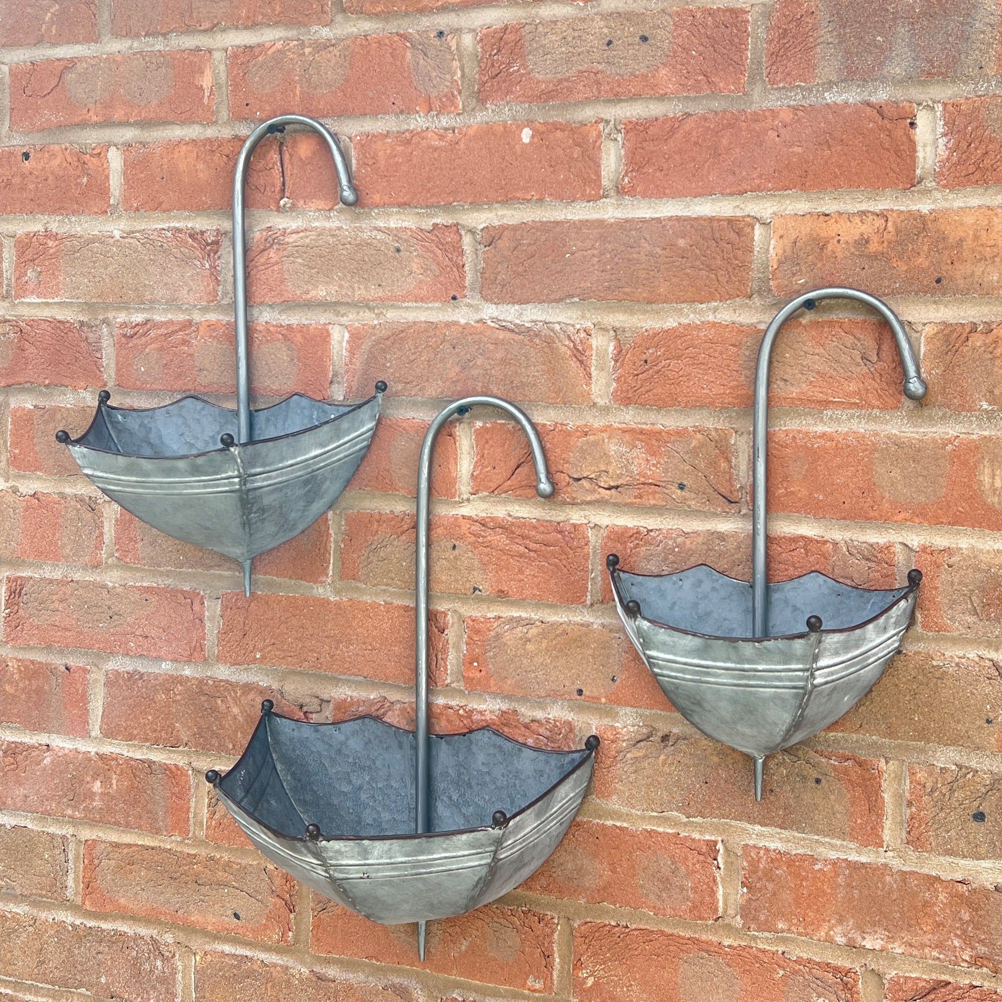 Set of 3 Umbrella Garden Wall Planters