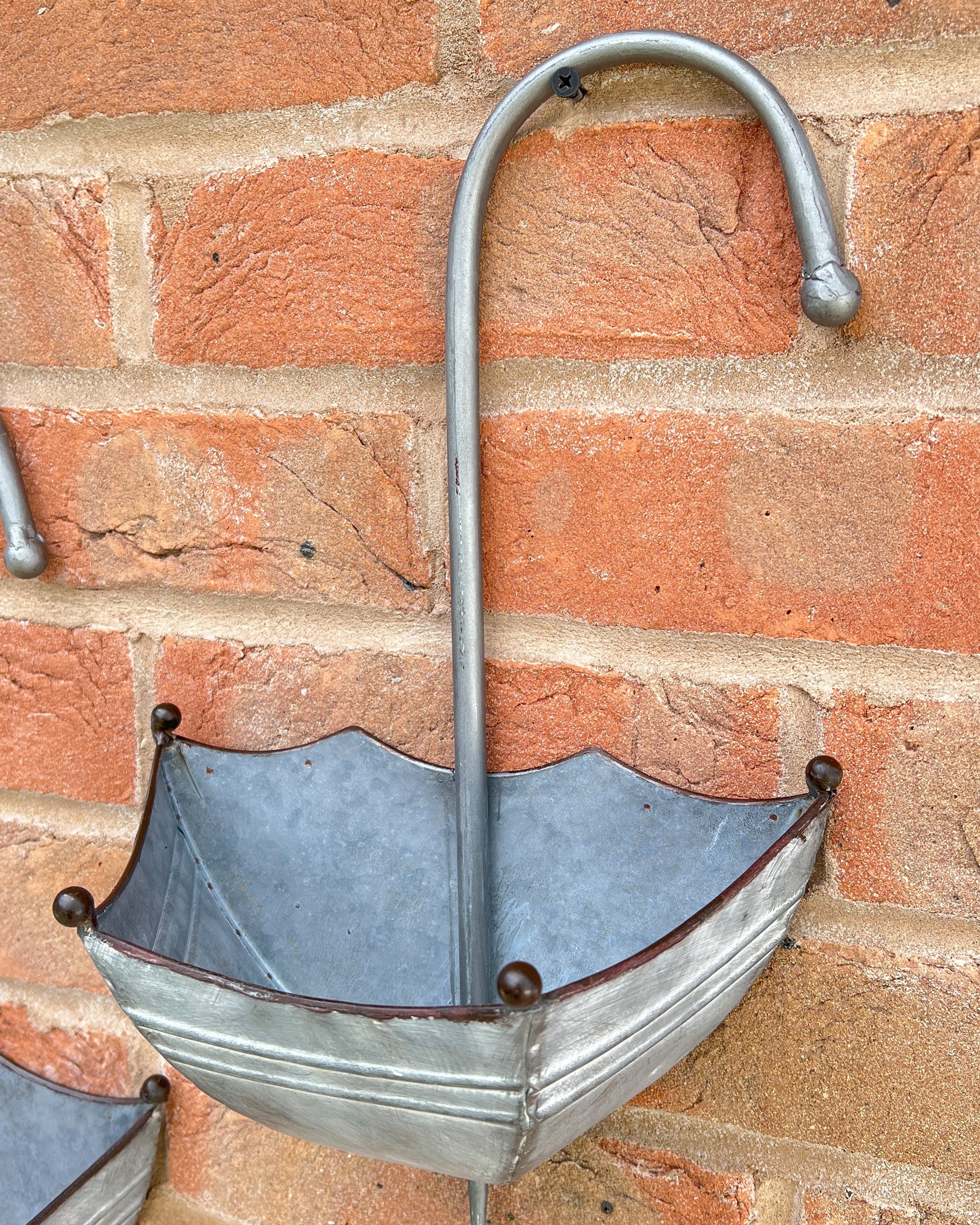 Set of 3 Umbrella Garden Wall Planters