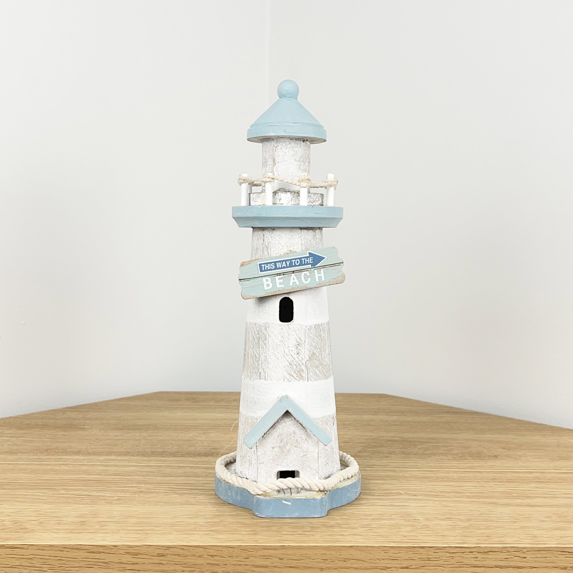 29cm 'This Way to the Beach' Lighthouse Ornament