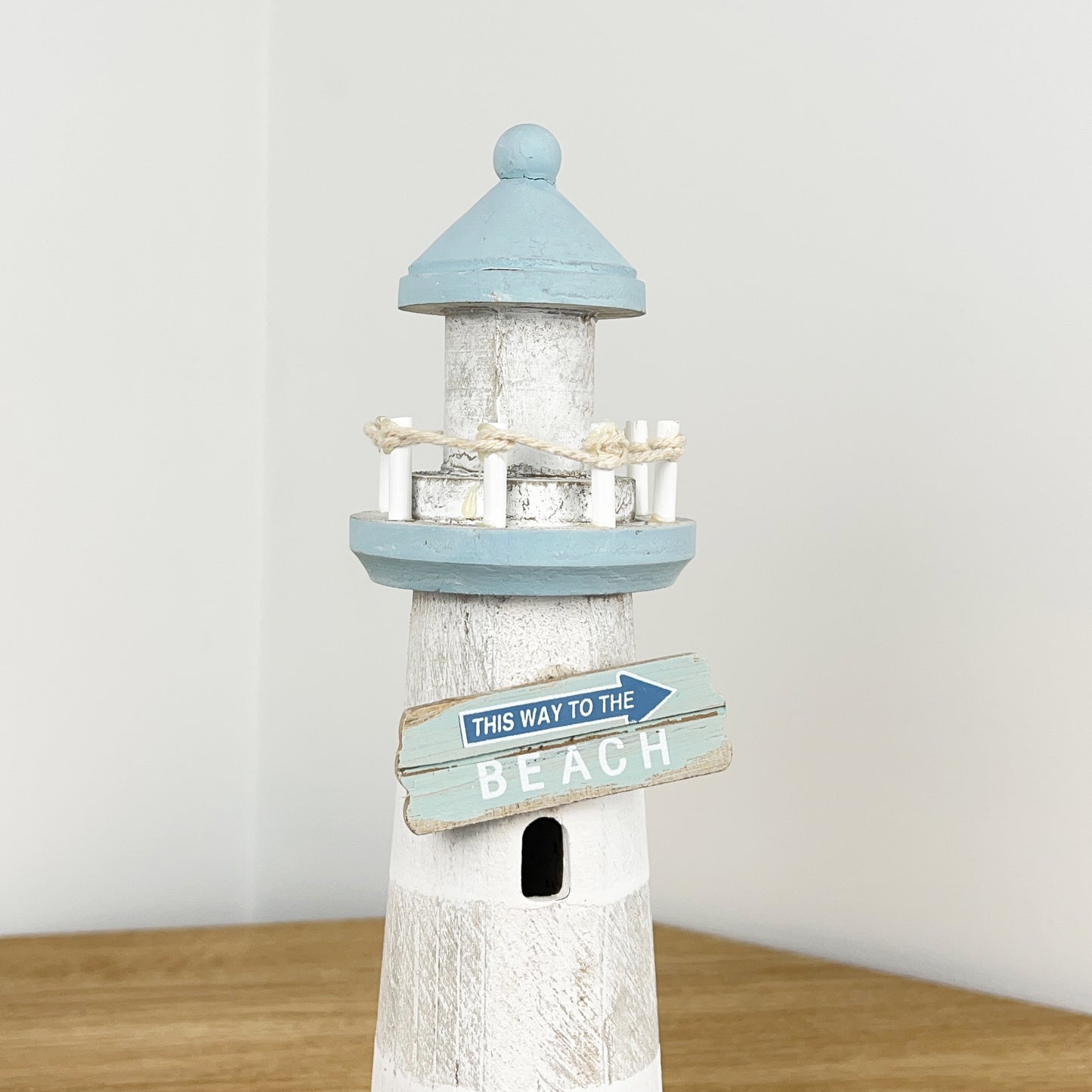 29cm 'This Way to the Beach' Lighthouse Ornament